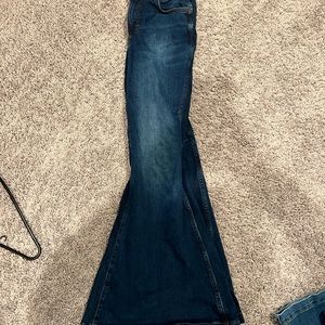 Women’s wrangler high rise flare jeans 27x32